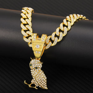 Montgomery's Acquisition Necklace is a timeless piece of luxury, perfect for any occasion. Crafted from gold plated metal