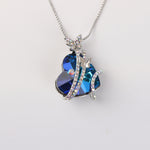 Charger l&#39;image dans la galerie, Women&#39;s Exquisite  Love  Designer  Crystal Heart Necklace Butterfly Necklace
