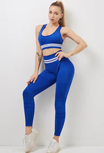 Load image into Gallery viewer, Women&#39;s Seamless Fitness Gym Set Women Push Up Workout Sport Top Bottom Gym Fitnesswear
